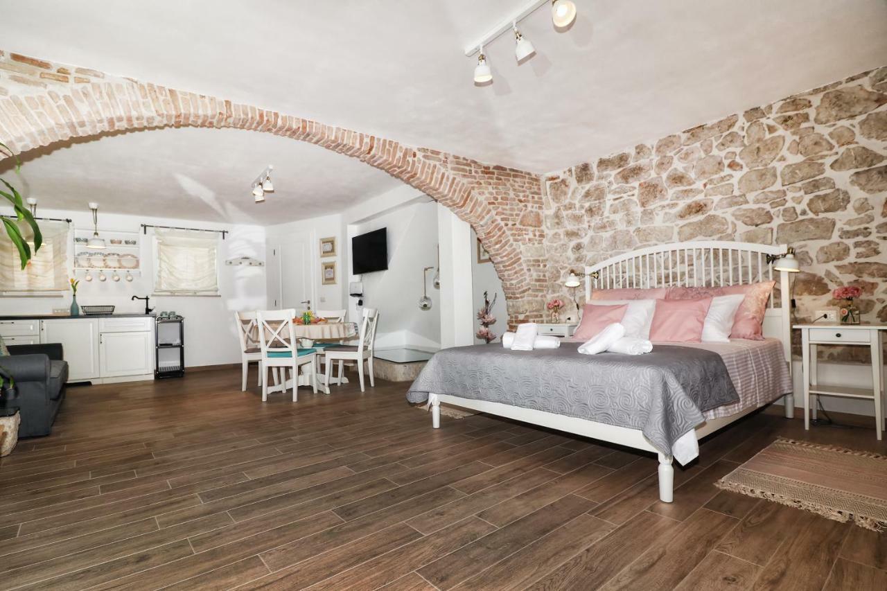 Cozy Apartment Mari 로비니 외부 사진